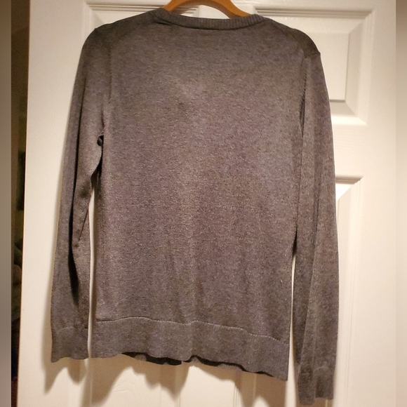 Gap Sweater - Picture 2 of 2